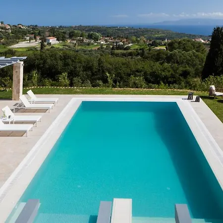Luxury Philoxenia *